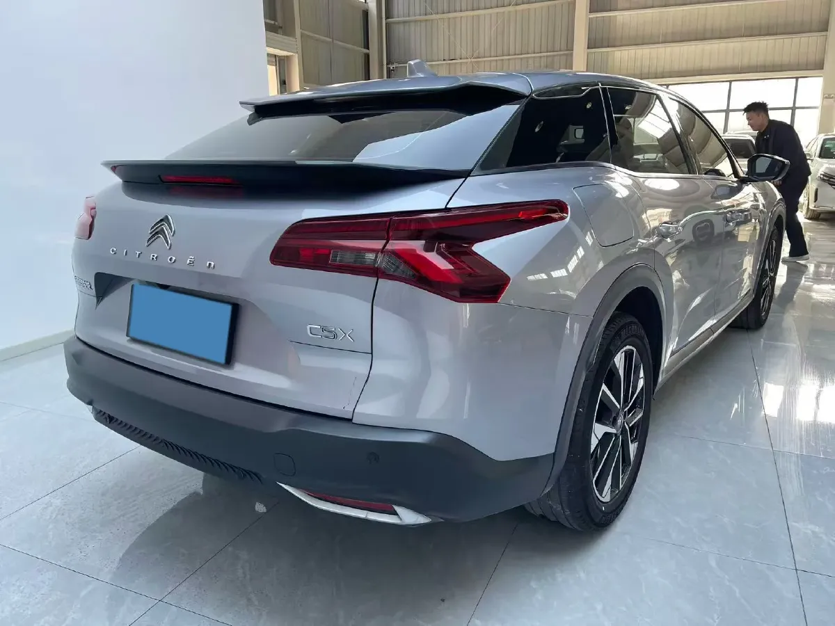 2021 Citroen C5 X 1.6T 175HP L4 8AT,autocango,china used car exporter,china ev exporter,chinese used car exporter,chinese used ev exporter