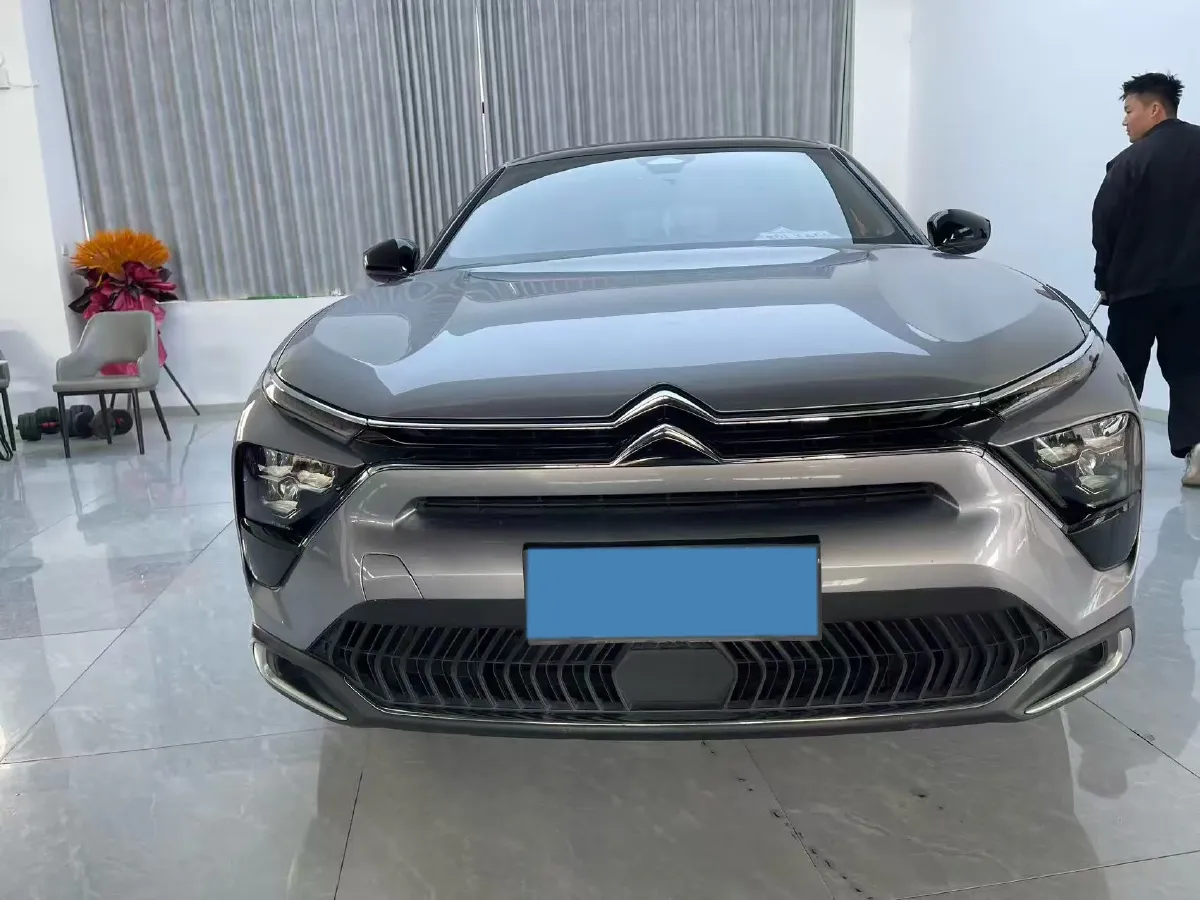 2021 Citroen C5 X 1.6T 175HP L4 8AT,autocango,china used car exporter,china ev exporter,chinese used car exporter,chinese used ev exporter