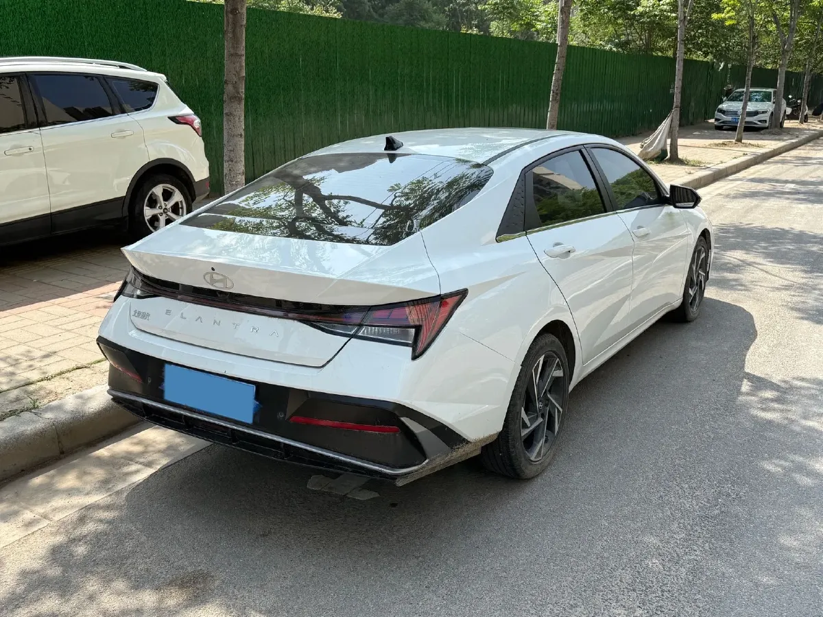 2023 Hyundai Elantra 1.5L 115HP L4 CVT,autocango,china used car exporter,china ev exporter,chinese used car exporter,chinese used ev exporter