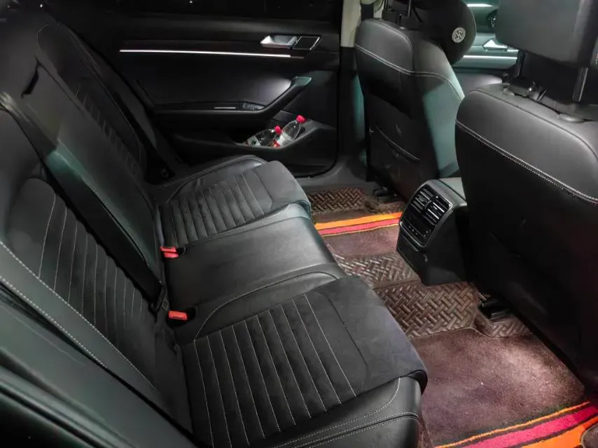 2020 Volkswagen Magotan 2.0T 186HP L4 7DCT,autocango,china used car exporter,china ev exporter,chinese used car exporter,chinese used ev exporter