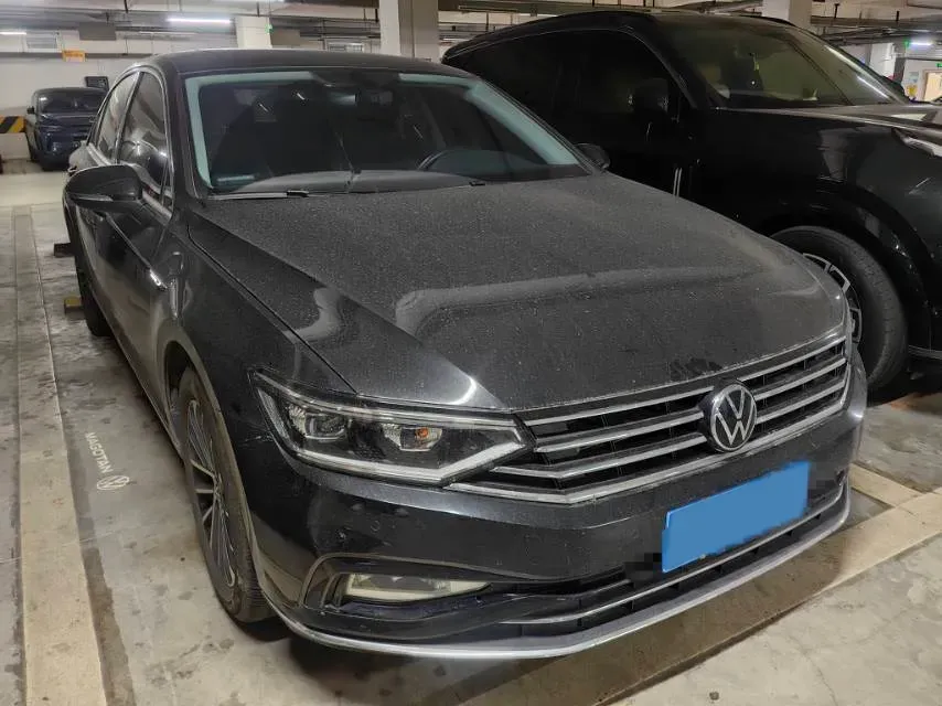 2020 Volkswagen Magotan 2.0T 186HP L4 7DCT,autocango,china used car exporter,china ev exporter,chinese used car exporter,chinese used ev exporter