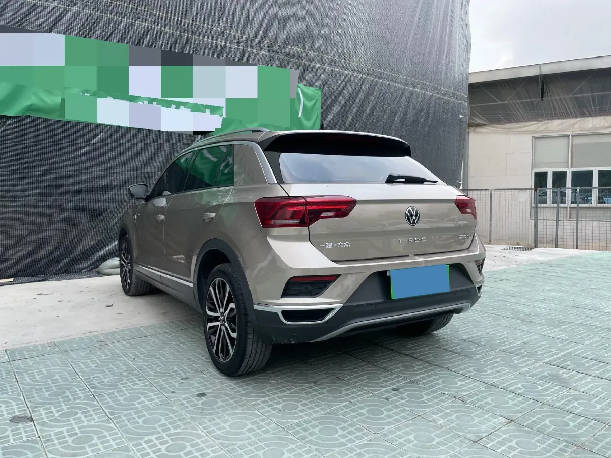 2021 Volkswagen T-Roc 1.4T 150HP L4 7DCT,autocango,china used car exporter,china ev exporter,chinese used car exporter,chinese used ev exporter