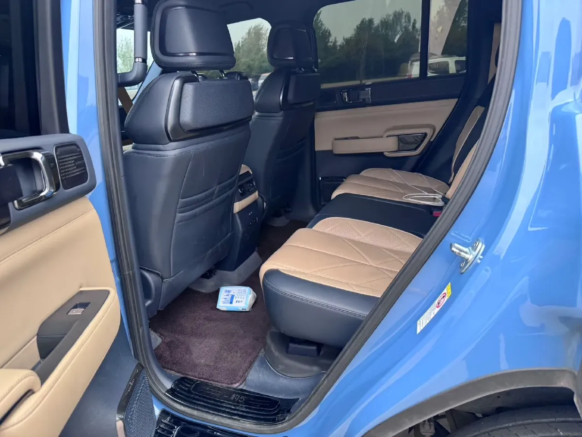 2023 FangChengBao Bao 5 1.5T 194HP L4 E-CVT PHEV 31.8KWH,autocango,china used car exporter,china ev exporter,chinese used car exporter,chinese used ev exporter