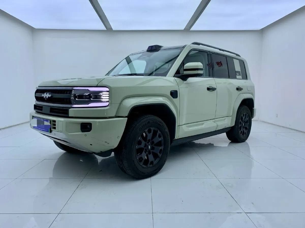 2025 FangChengBao Bao 5 1.5T 194HP L4 E-CVT PHEV 31.8KWH,autocango,china used car exporter,china ev exporter,chinese used car exporter,chinese used ev exporter
