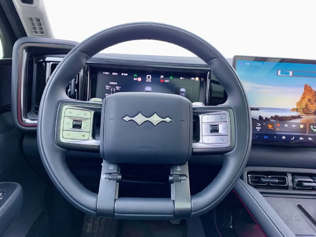 2025 FangChengBao Bao 5 1.5T 194HP L4 E-CVT PHEV 31.8KWH,autocango,china used car exporter,china ev exporter,chinese used car exporter,chinese used ev exporter