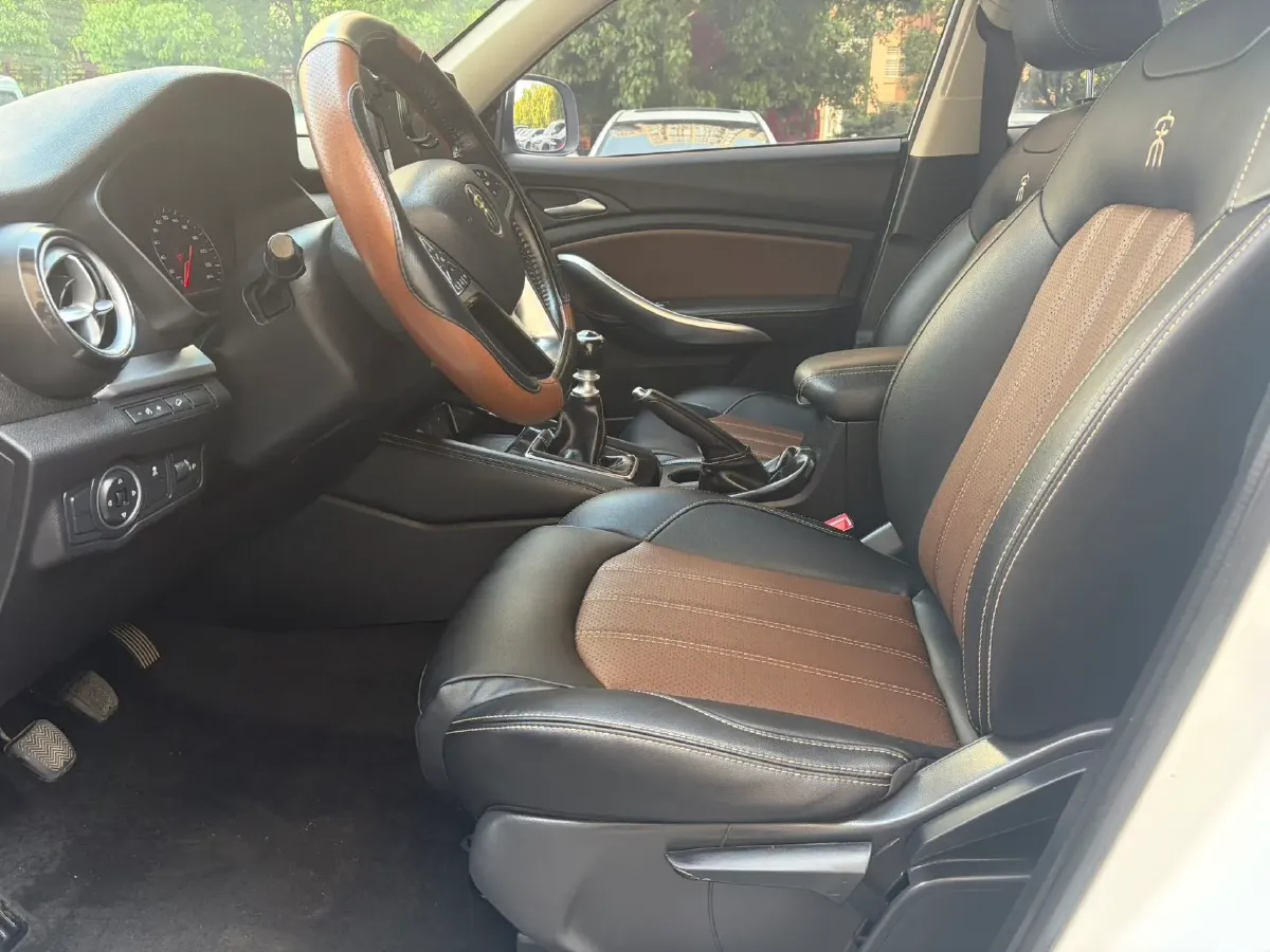 2019 BYD Song 1.5T 154HP L4 6MT,autocango,china used car exporter,china ev exporter,chinese used car exporter,chinese used ev exporter