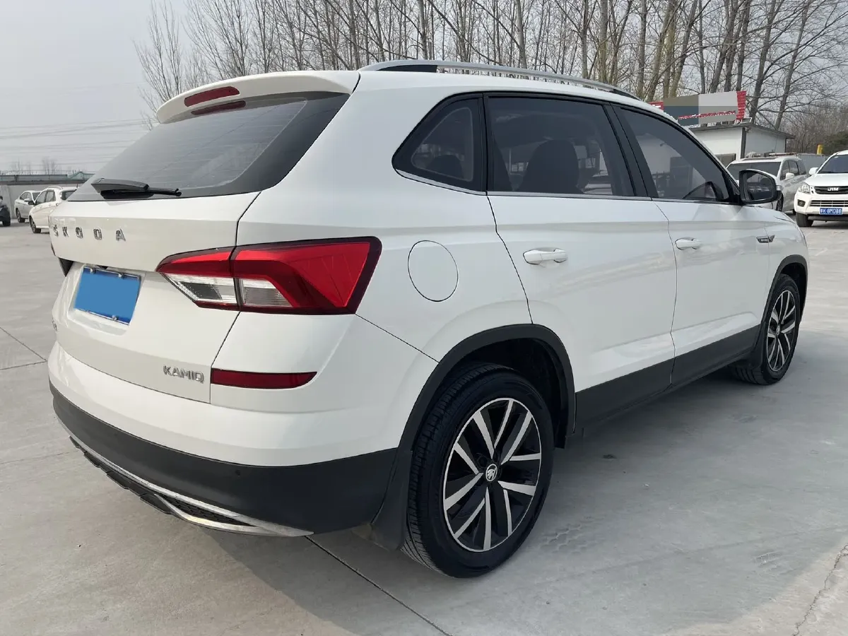 2021 Skoda Kamiq 1.5L 112HP L4 6AT,autocango,china used car exporter,china ev exporter,chinese used car exporter,chinese used ev exporter