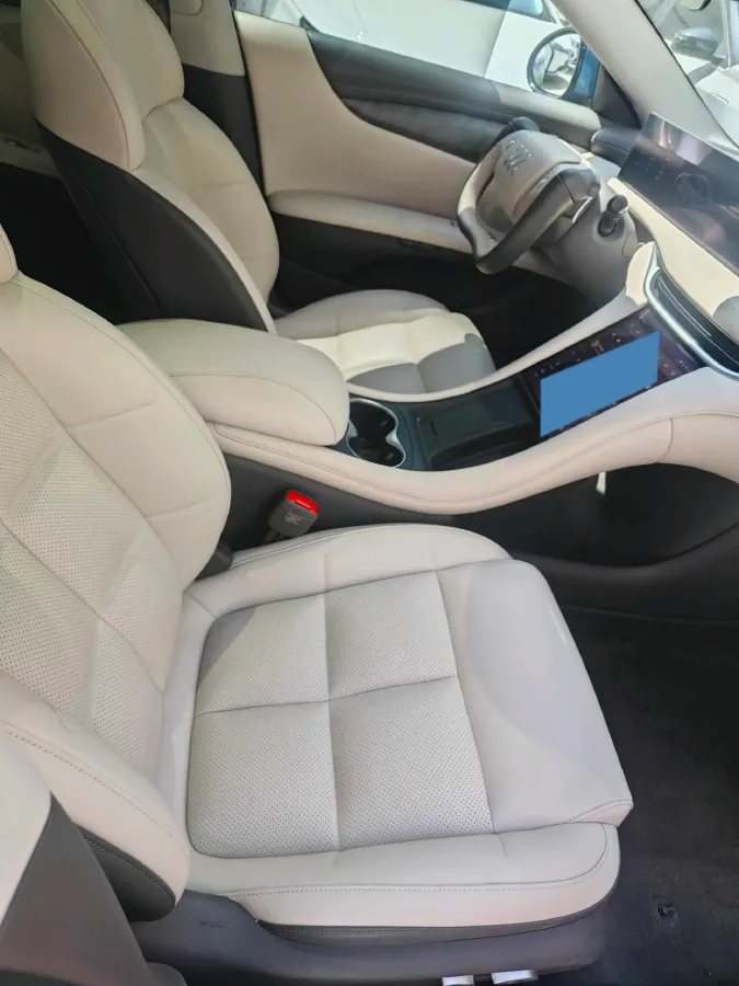 2024 IM L6 BEV 75KWH,autocango,china used car exporter,china ev exporter,chinese used car exporter,chinese used ev exporter