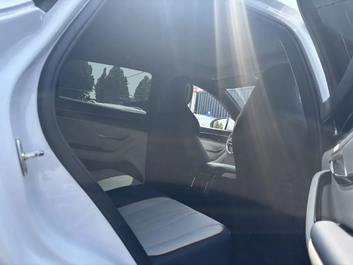 2022 Hyundai Tucson 2.0L 150HP L4 6AT Hybrid,autocango,china used car exporter,china ev exporter,chinese used car exporter,chinese used ev exporter