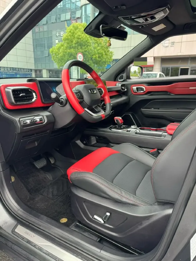 2020 Geely ICON 1.5T 177HP L3 7DCT,autocango,china used car exporter,china ev exporter,chinese used car exporter,chinese used ev exporter