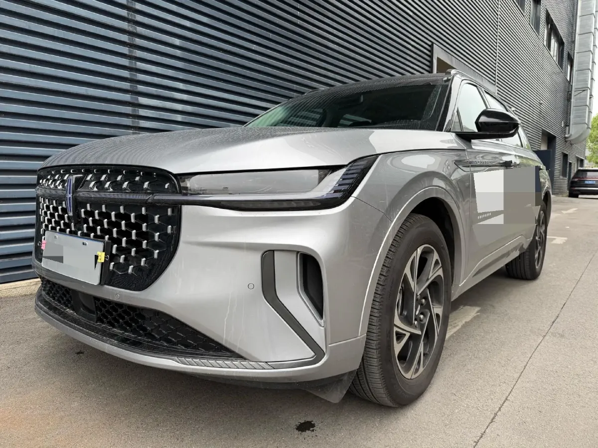 2025 Lincoln Nautilus 2.0T 282HP L4 E-CVT Hybrid,autocango,china used car exporter,china ev exporter,chinese used car exporter,chinese used ev exporter