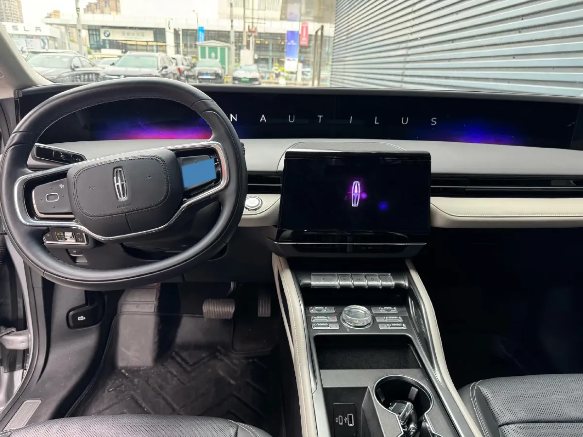 2025 Lincoln Nautilus 2.0T 282HP L4 E-CVT Hybrid,autocango,china used car exporter,china ev exporter,chinese used car exporter,chinese used ev exporter