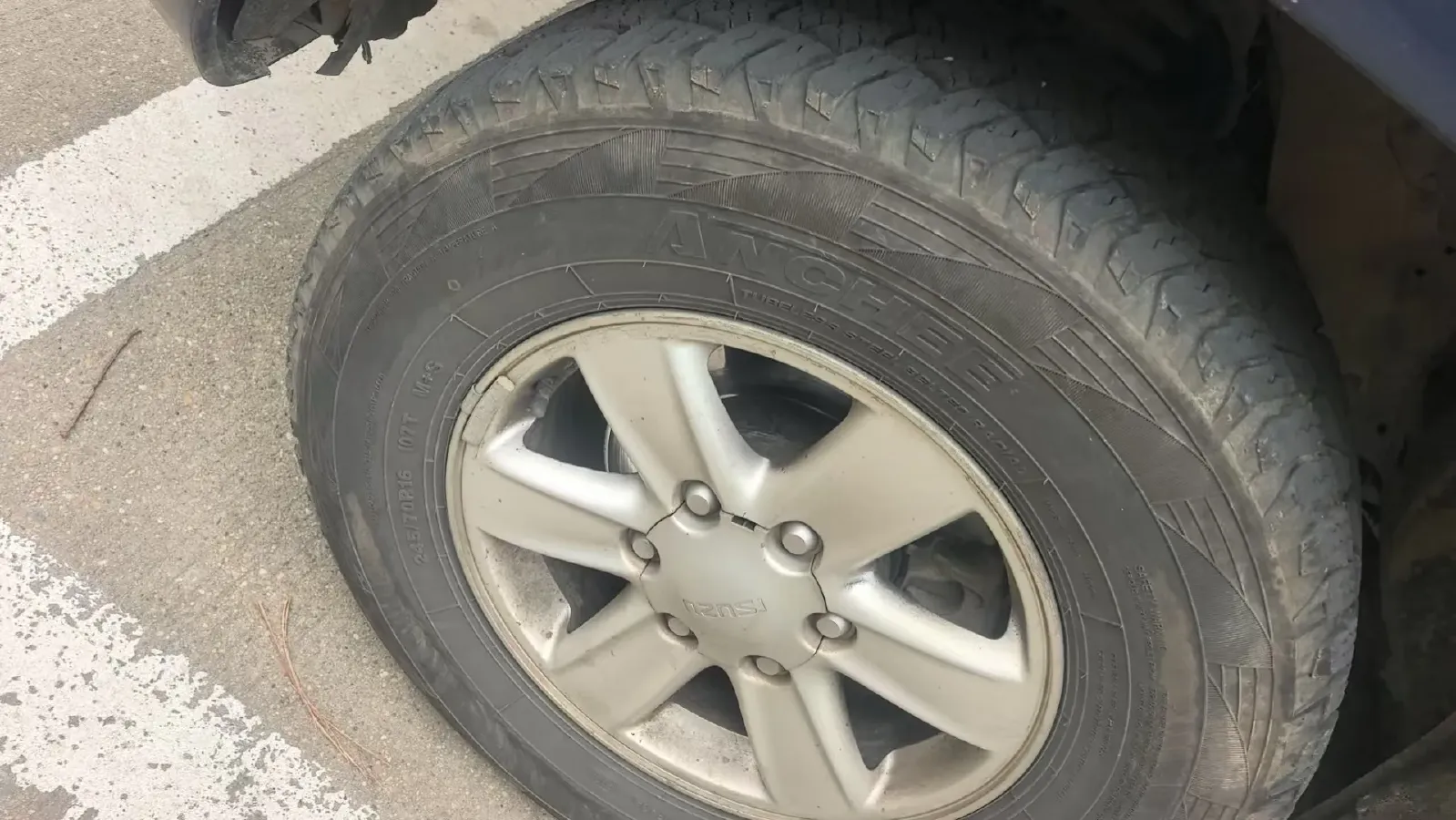 2019 Isuzu LingTuo 2.5T 129HP L4 6AT,autocango,china used car exporter,china ev exporter,chinese used car exporter,chinese used ev exporter