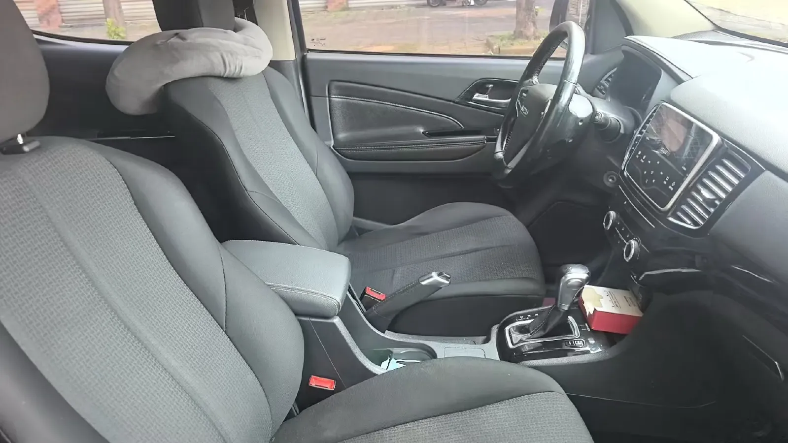 2019 Isuzu LingTuo 2.5T 129HP L4 6AT,autocango,china used car exporter,china ev exporter,chinese used car exporter,chinese used ev exporter