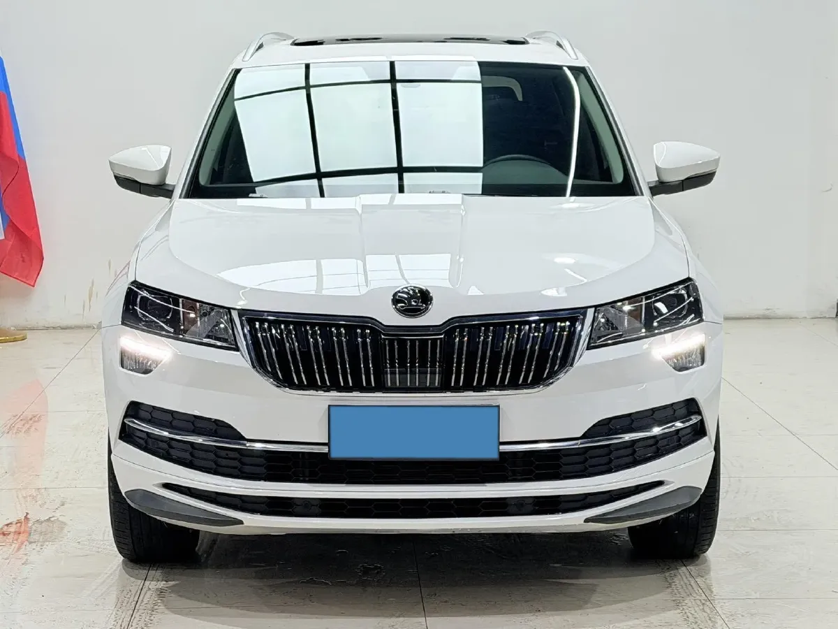 2022 Skoda Karoq 1.4T 150HP L4 7DCT,autocango,china used car exporter,china ev exporter,chinese used car exporter,chinese used ev exporter