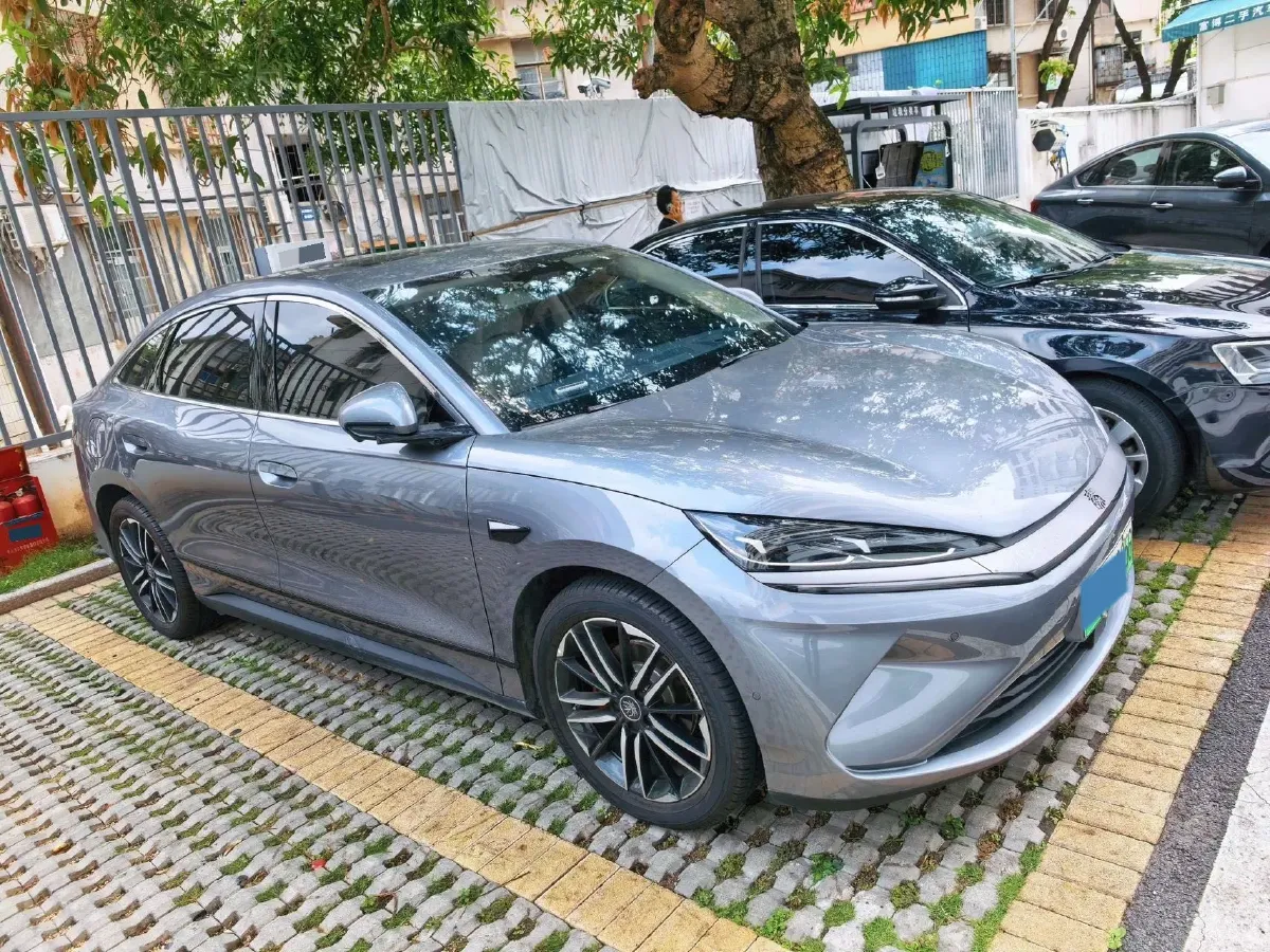 2025 BYD QinL BEV,autocango,china used car exporter,china ev exporter,chinese used car exporter,chinese used ev exporter