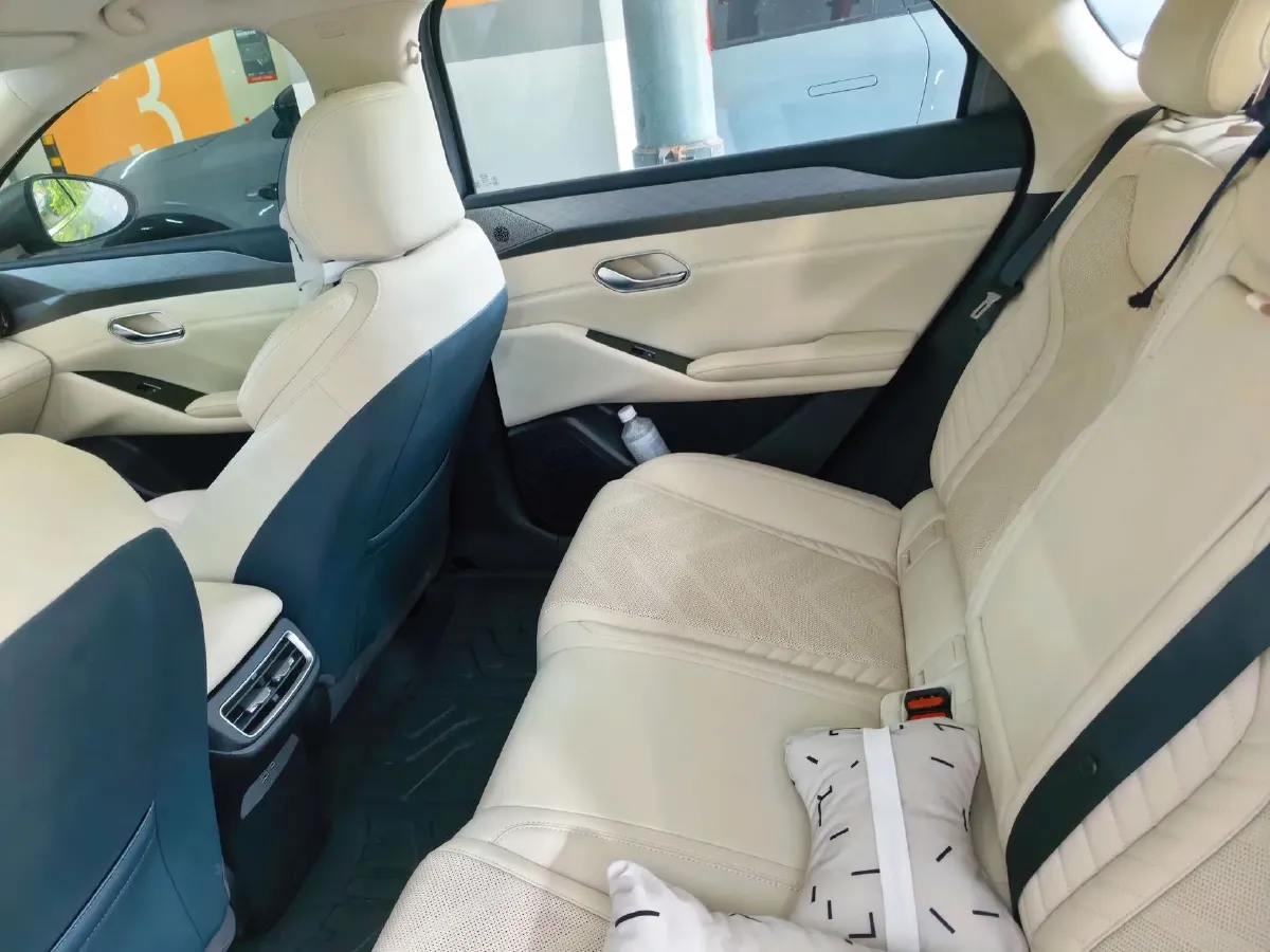 2025 BYD QinL BEV,autocango,china used car exporter,china ev exporter,chinese used car exporter,chinese used ev exporter