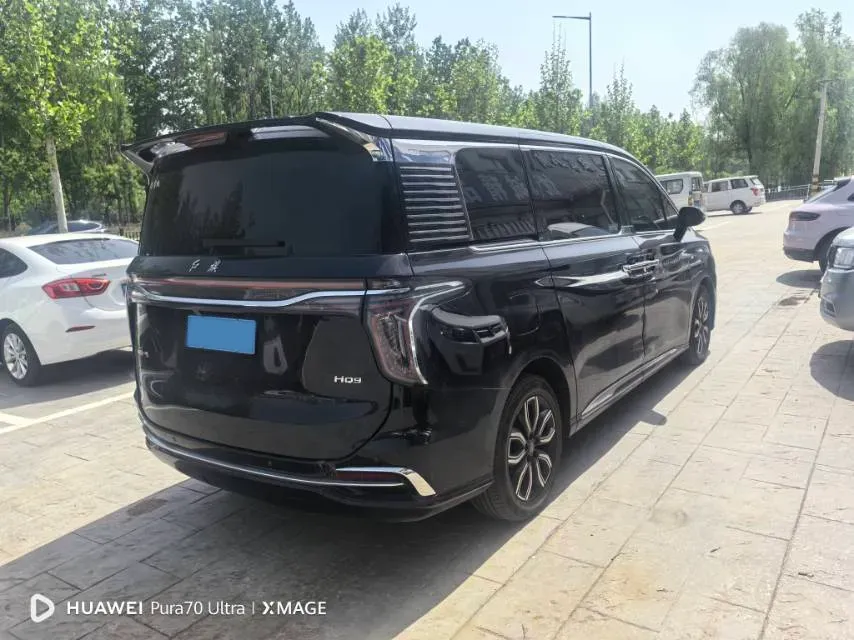 2023 HongQi HQ9 2.0T 252HP L4 8AT,autocango,china used car exporter,china ev exporter,chinese used car exporter,chinese used ev exporter
