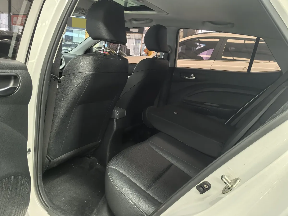 2021 Kia KX1 1.4L 100HP L4 CVT,autocango,china used car exporter,china ev exporter,chinese used car exporter,chinese used ev exporter