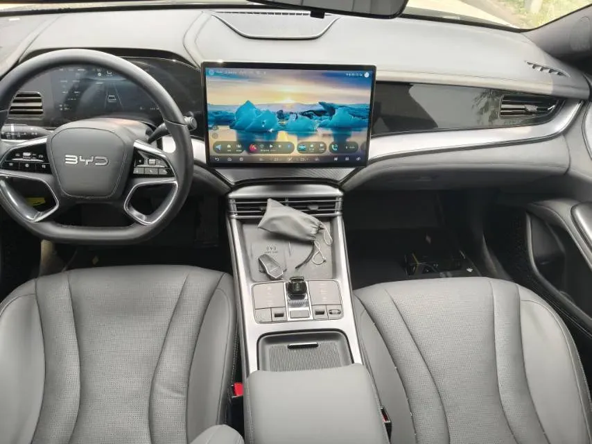 2025 BYD Seal07 DM-i 1.5L 101HP L4 E-CVT PHEV 17.6KWH,autocango,china used car exporter,china ev exporter,chinese used car exporter,chinese used ev exporter