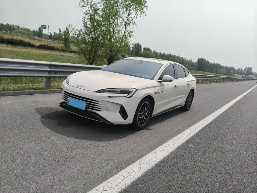 2025 BYD Seal07 DM-i 1.5L 101HP L4 E-CVT PHEV 17.6KWH,autocango,china used car exporter,china ev exporter,chinese used car exporter,chinese used ev exporter