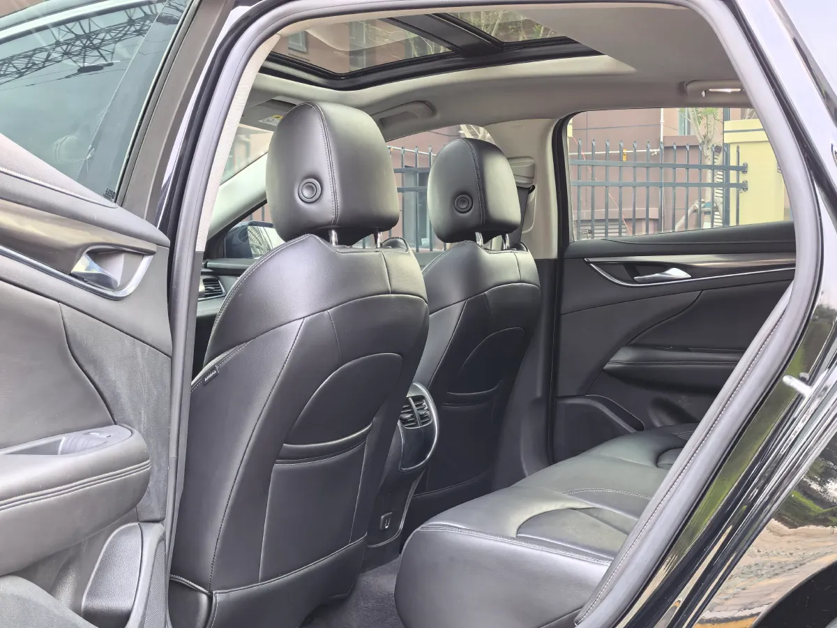 2021 Buick Larcosse 2.0T 237HP L4 9AT,autocango,china used car exporter,china ev exporter,chinese used car exporter,chinese used ev exporter