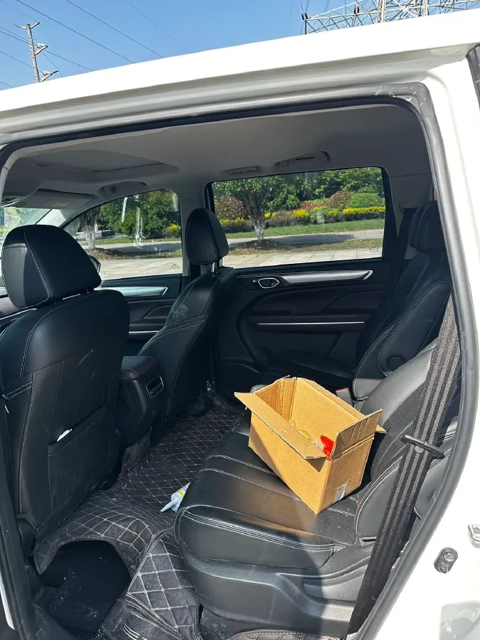 2021 GAC Trumpchi M6 1.5T 169HP L4 7DCT,autocango,china used car exporter,china ev exporter,chinese used car exporter,chinese used ev exporter