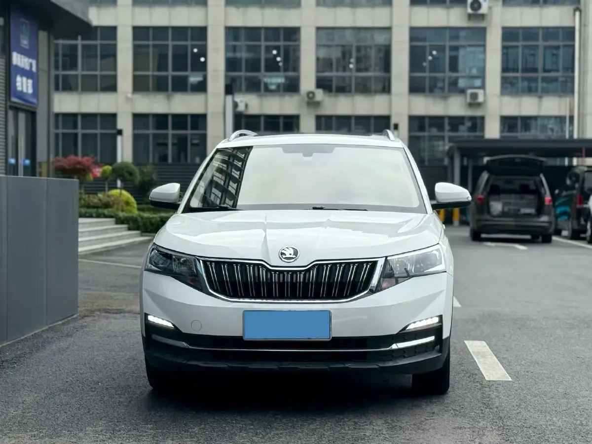 2020 Skoda Kamiq 1.5L 112HP L4 6AT,autocango,china used car exporter,china ev exporter,chinese used car exporter,chinese used ev exporter