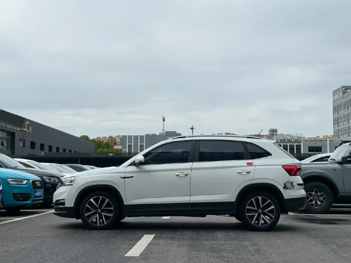 2020 Skoda Kamiq 1.5L 112HP L4 6AT,autocango,china used car exporter,china ev exporter,chinese used car exporter,chinese used ev exporter