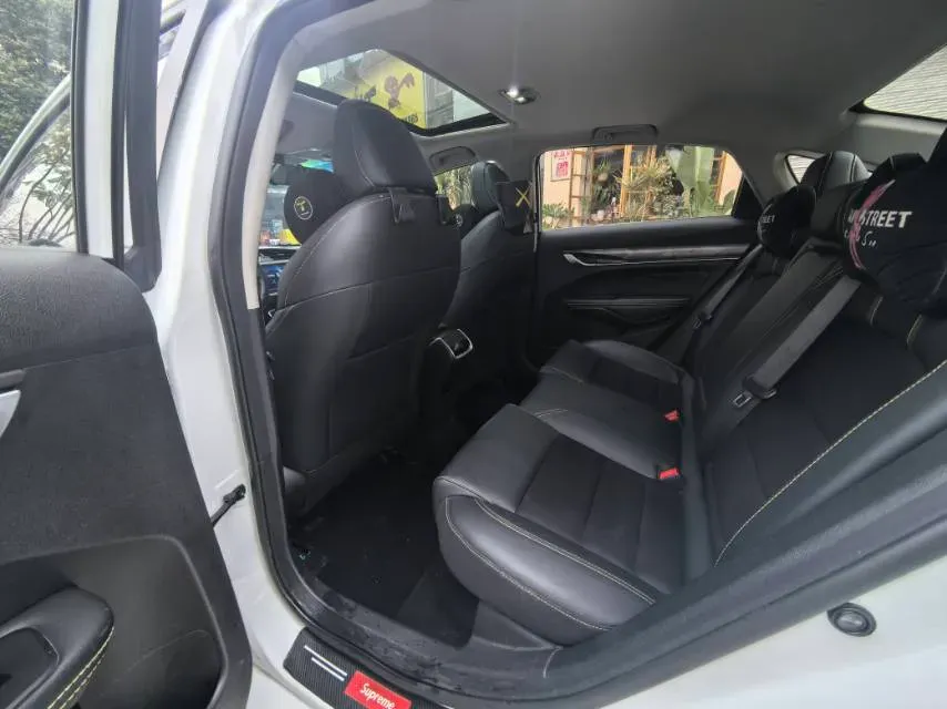 2021 Geely Binray 1.4T 141HP L4 CVT,autocango,china used car exporter,china ev exporter,chinese used car exporter,chinese used ev exporter