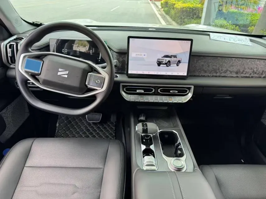 2025 Dongfeng Z9 2.3T 190HP L4 8AT,autocango,china used car exporter,china ev exporter,chinese used car exporter,chinese used ev exporter