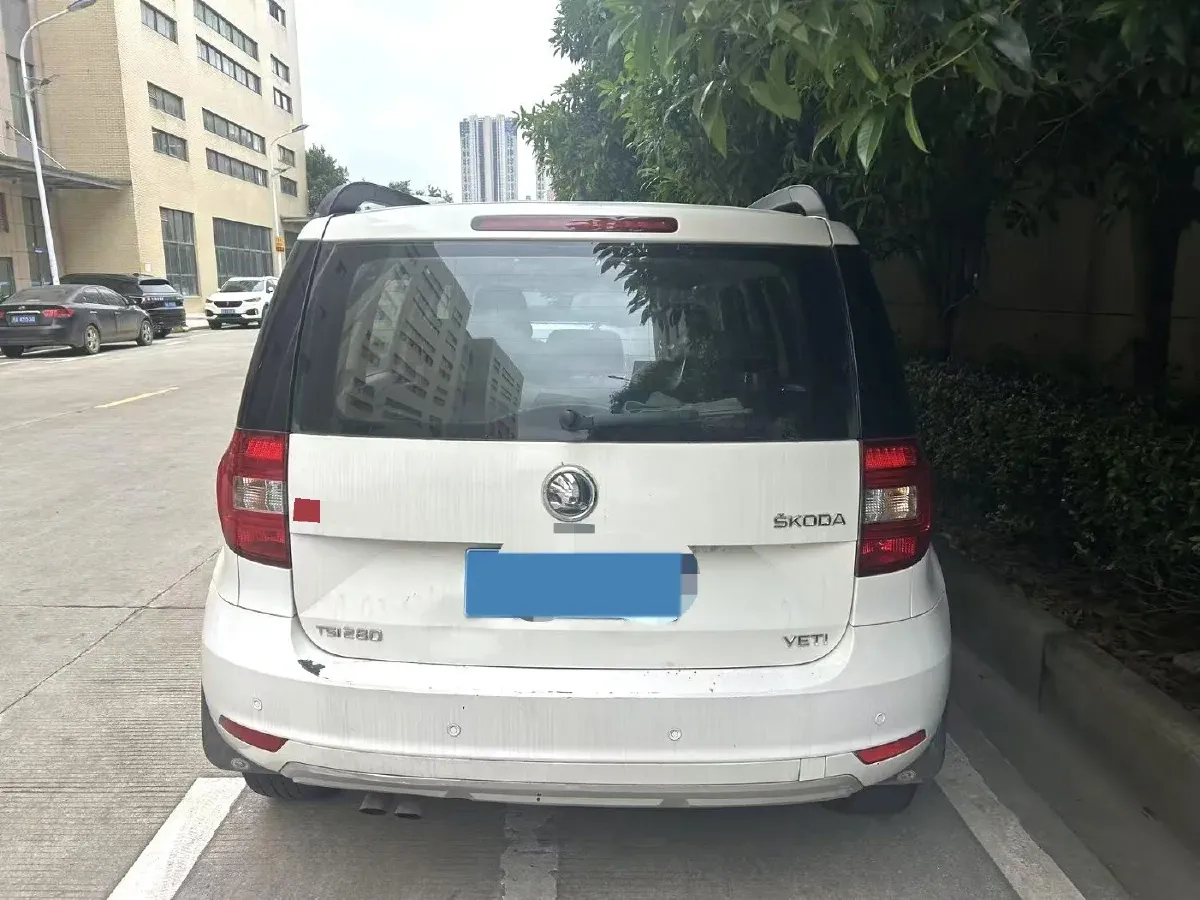 2016 Skoda Yeti 1.4T 150HP L4 7DCT,autocango,china used car exporter,china ev exporter,chinese used car exporter,chinese used ev exporter