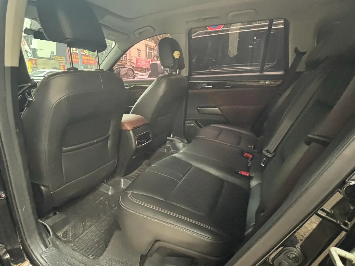 2017 GAC Trumpchi GS8 2.0T 201HP L4 6AT,autocango,china used car exporter,china ev exporter,chinese used car exporter,chinese used ev exporter