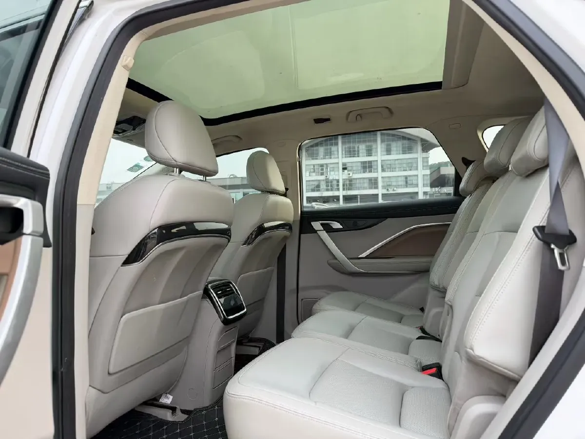 2019 Geely JiaJi 1.5T 177HP L3 7DCT,autocango,china used car exporter,china ev exporter,chinese used car exporter,chinese used ev exporter