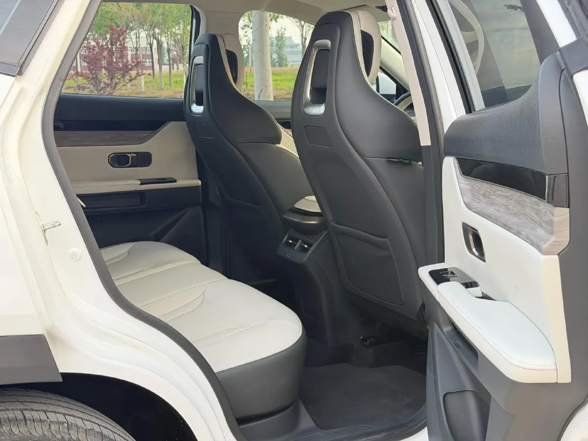 2023 Jetour DASHING 1.6T 197HP L4 7DCT,autocango,china used car exporter,china ev exporter,chinese used car exporter,chinese used ev exporter