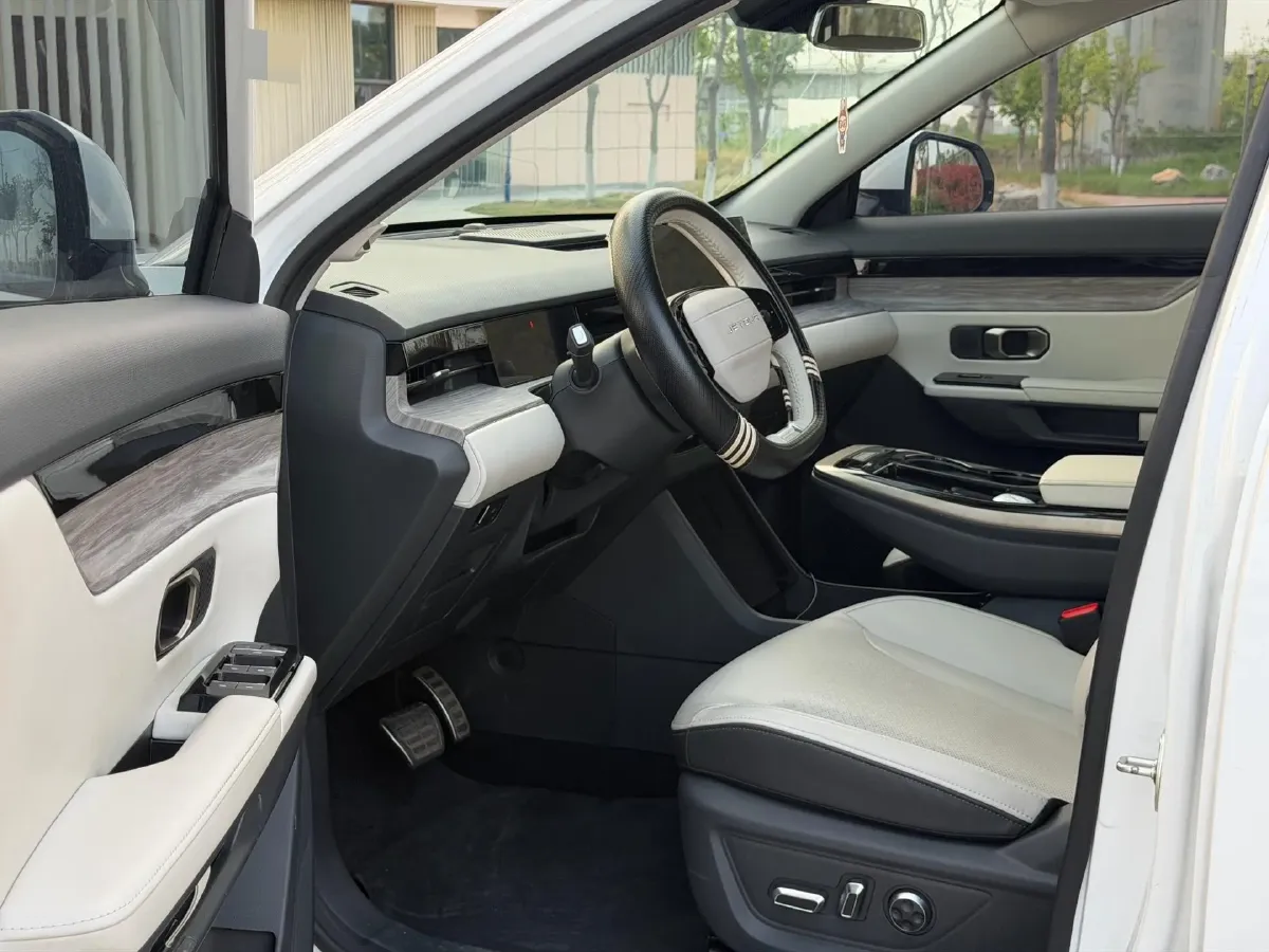 2023 Jetour DASHING 1.6T 197HP L4 7DCT,autocango,china used car exporter,china ev exporter,chinese used car exporter,chinese used ev exporter