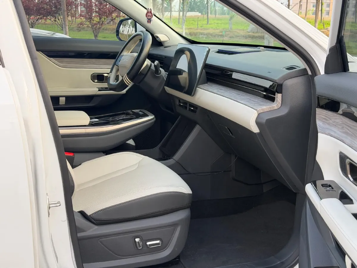 2023 Jetour DASHING 1.6T 197HP L4 7DCT,autocango,china used car exporter,china ev exporter,chinese used car exporter,chinese used ev exporter