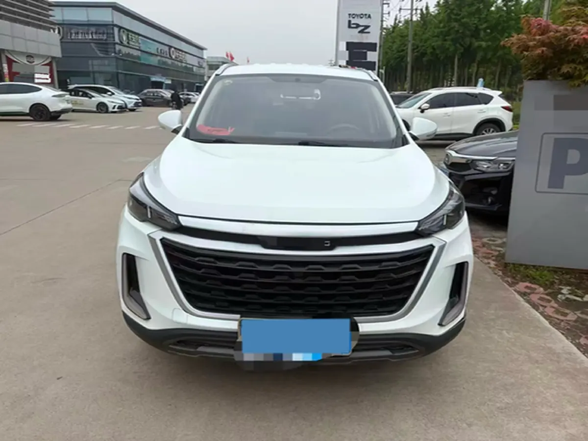 2019 BeiJing Auto X3 1.5T 150HP L4 6MT,autocango,china used car exporter,china ev exporter,chinese used car exporter,chinese used ev exporter