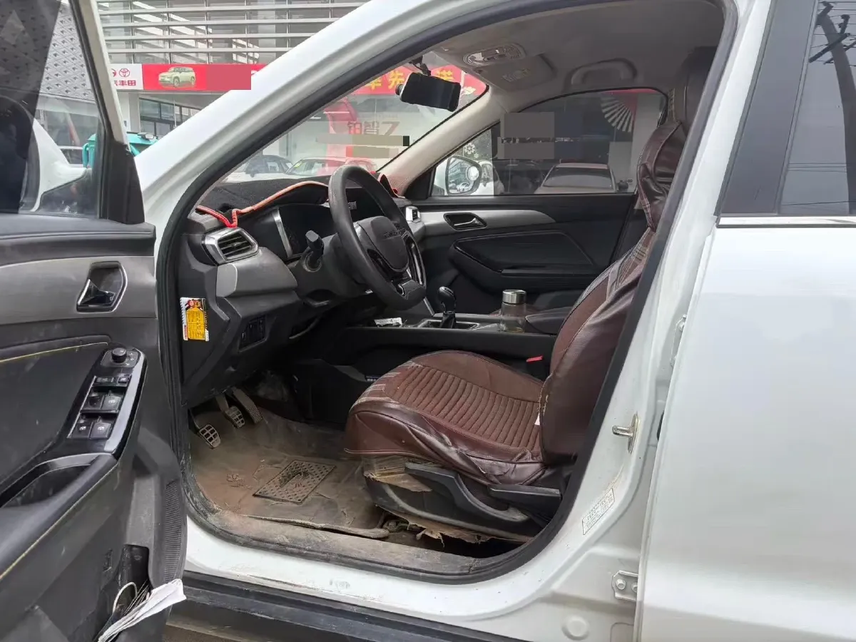 2019 BeiJing Auto X3 1.5T 150HP L4 6MT,autocango,china used car exporter,china ev exporter,chinese used car exporter,chinese used ev exporter