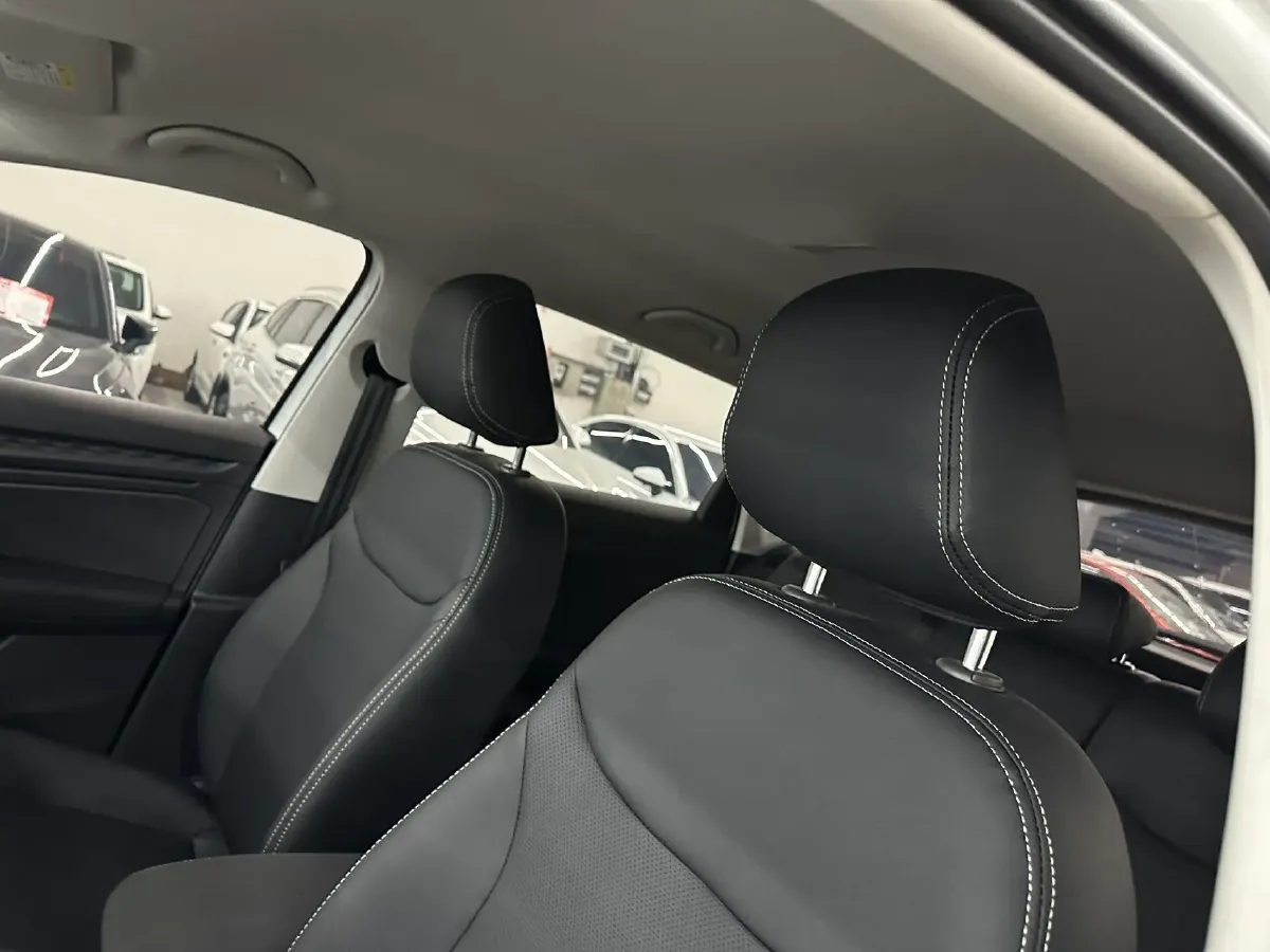 2022 Jetta VS5 1.4T 150HP L4 6AT,autocango,china used car exporter,china ev exporter,chinese used car exporter,chinese used ev exporter