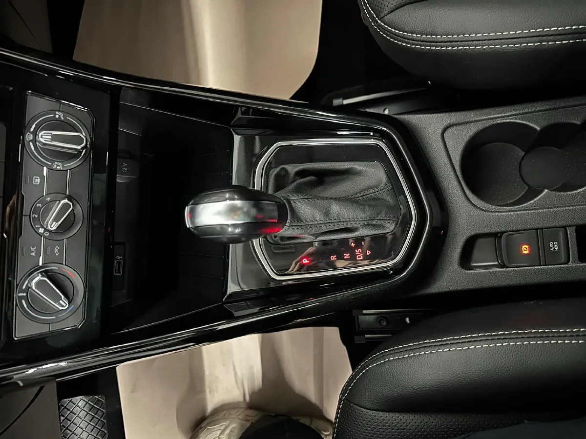 2022 Jetta VS5 1.4T 150HP L4 6AT,autocango,china used car exporter,china ev exporter,chinese used car exporter,chinese used ev exporter