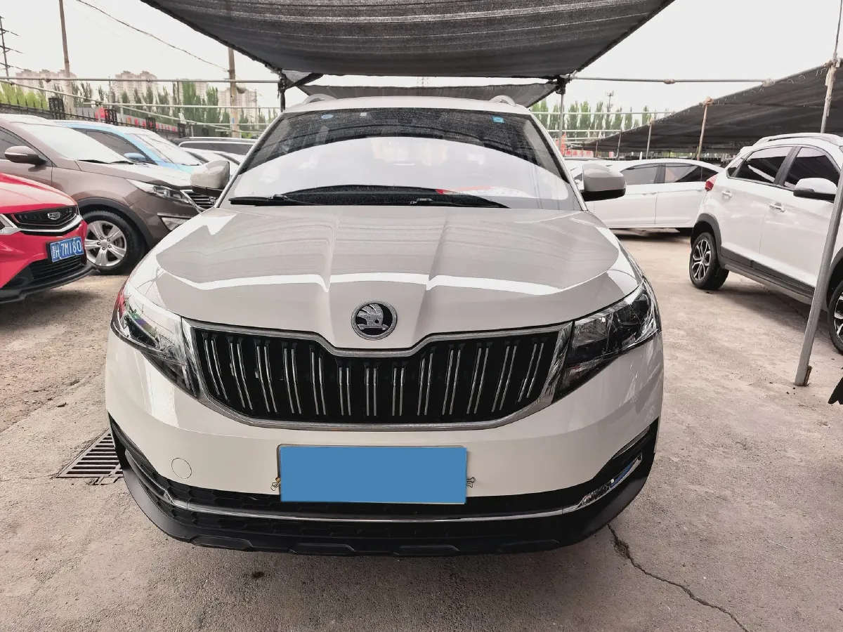 2018 Skoda Rapid Spaceback 1.4T 131HP L4 7DCT,autocango,china used car exporter,china ev exporter,chinese used car exporter,chinese used ev exporter