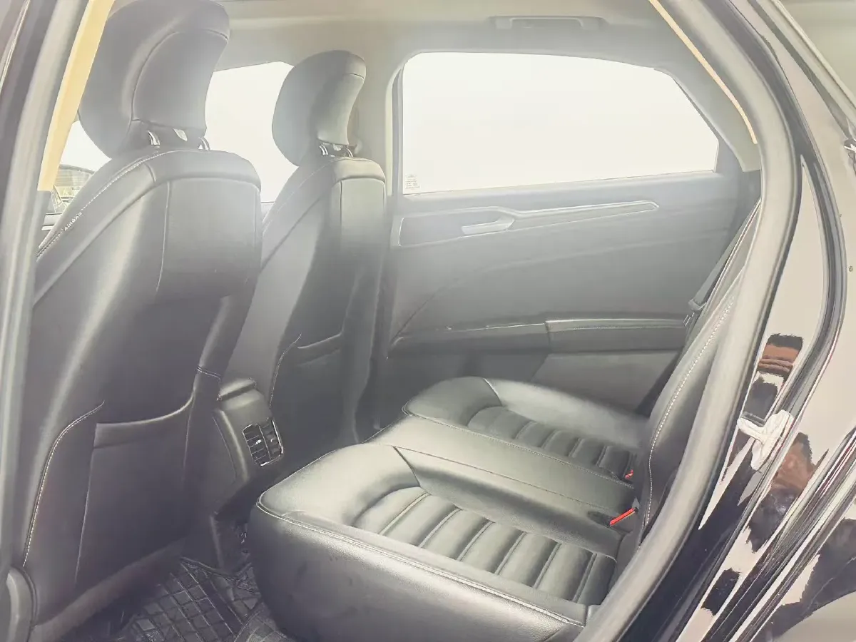 2020 Ford Mondeo 1.5T 182HP L4 6AT,autocango,china used car exporter,china ev exporter,chinese used car exporter,chinese used ev exporter