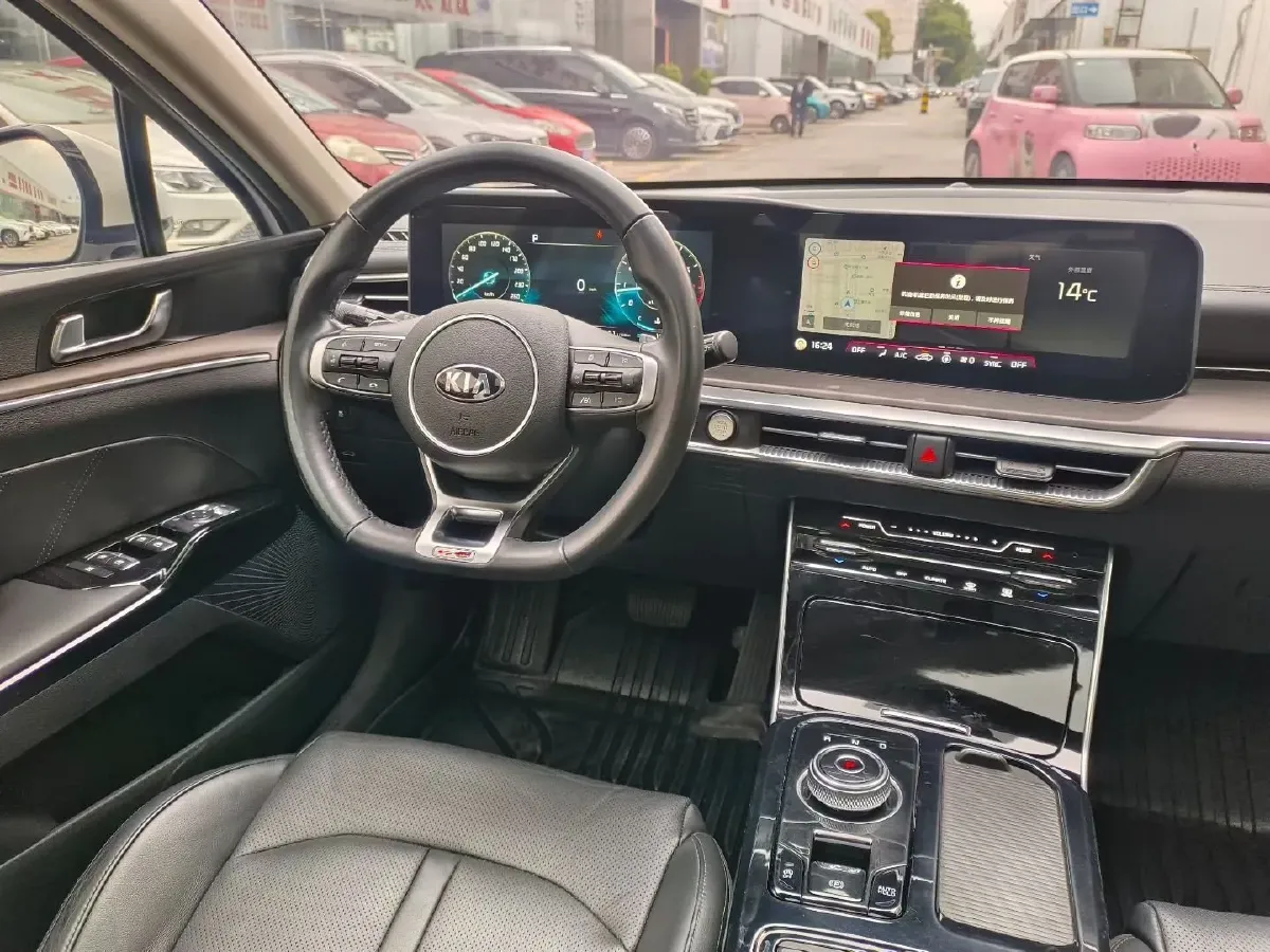 2020 Kia K5 2.0T 240HP L4 8AT,autocango,china used car exporter,china ev exporter,chinese used car exporter,chinese used ev exporter