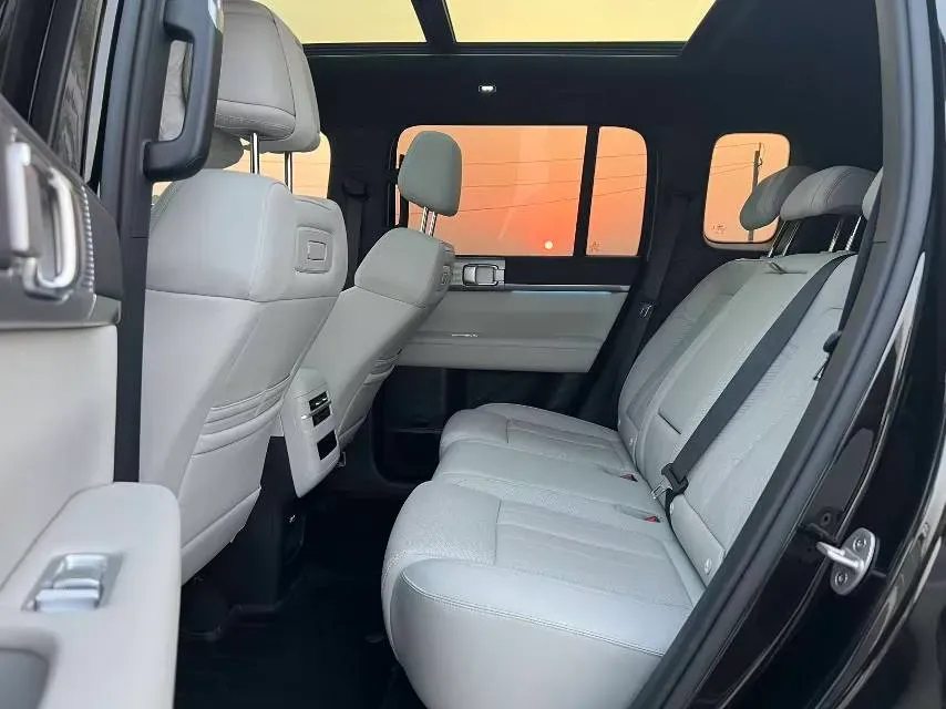 2025 FangChengBao Tai 7 1.5T 156HP L4 E-CVT PHEV,autocango,china used car exporter,china ev exporter,chinese used car exporter,chinese used ev exporter