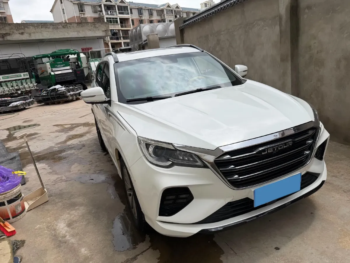 2020 Jetour X70 1.5T 156HP L4 6DCT,autocango,china used car exporter,china ev exporter,chinese used car exporter,chinese used ev exporter