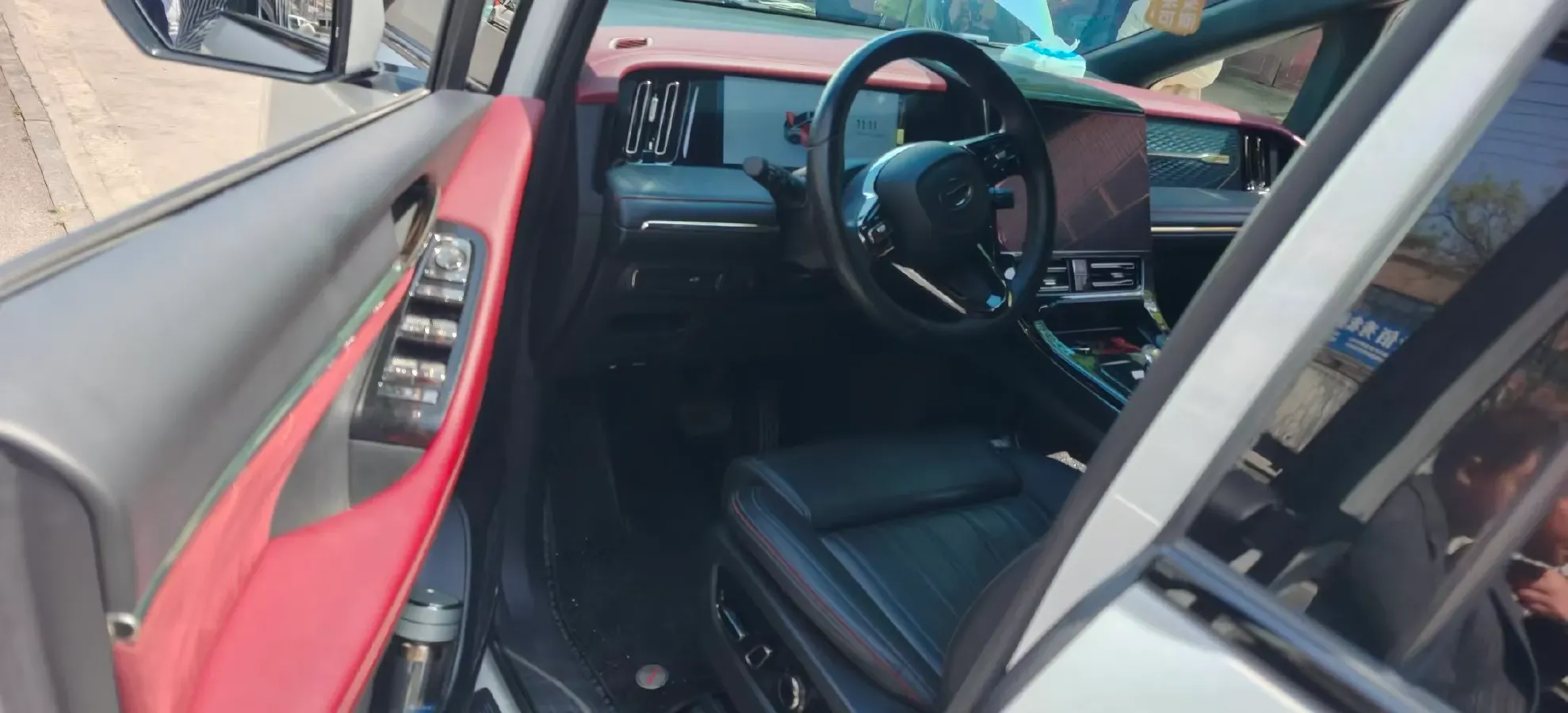 2024 GAC Trumpchi M8 2.0T 252HP L4 8AT,autocango,china used car exporter,china ev exporter,chinese used car exporter,chinese used ev exporter