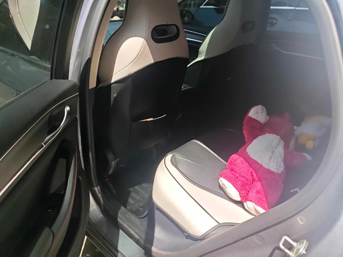 2022 Roewe RX5 MAX 1.5T 181HP L4 6AT,autocango,china used car exporter,china ev exporter,chinese used car exporter,chinese used ev exporter