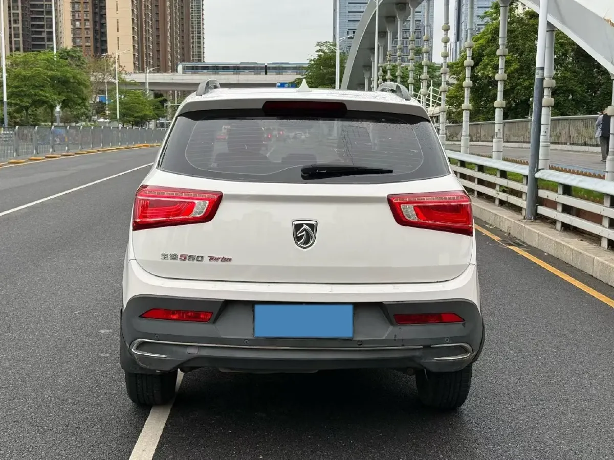 2017 BaoJun 560 1.5T 150HP L4 6DCT,autocango,china used car exporter,china ev exporter,chinese used car exporter,chinese used ev exporter