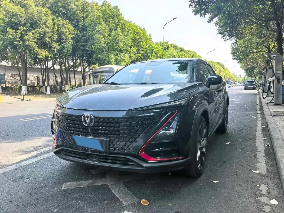 2020 ChangAn UNI-T 1.5T 180HP L4 7DCT,autocango,china used car exporter,china ev exporter,chinese used car exporter,chinese used ev exporter